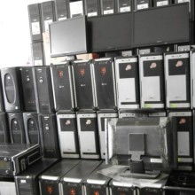 深科五金零件制品廠 精密制造專家，專注電腦、手機、玩具、U盤、MP3/4等產品的零部件生產與代理代辦服務